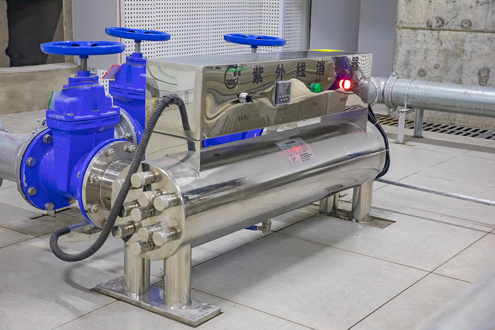 二次供水紫外線消毒器