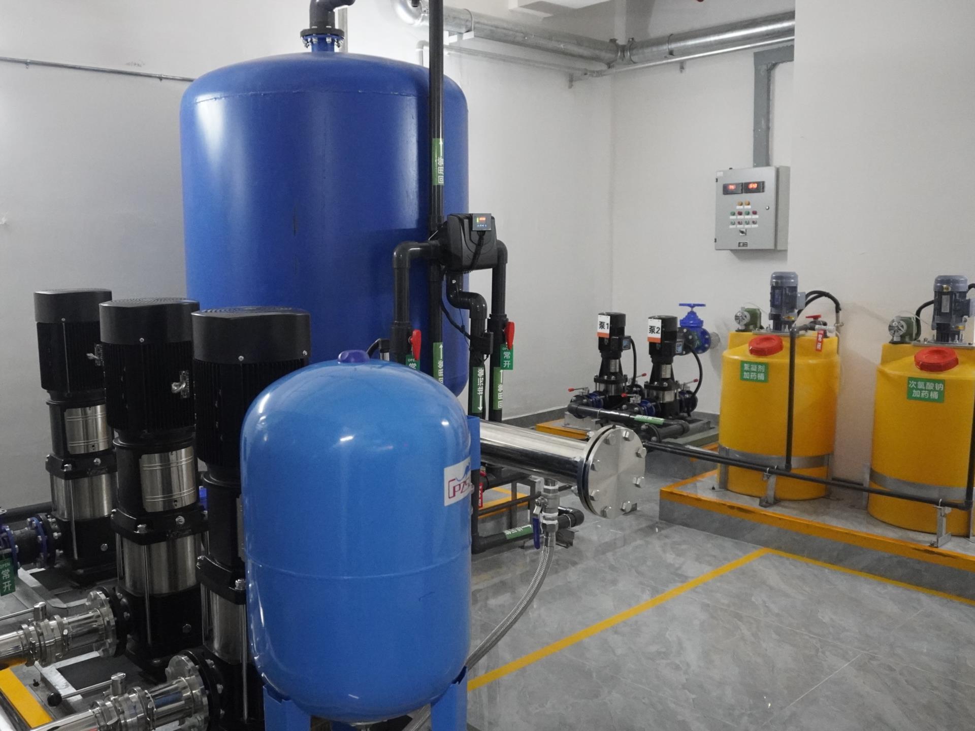 寫(xiě)字樓機(jī)房雨水回用系統(tǒng)